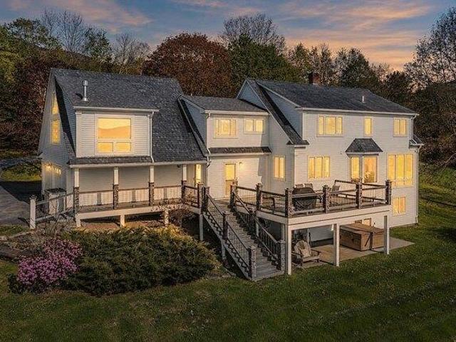 House for sale in Waterbury, Vermont