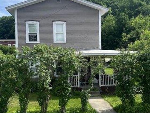 House for sale in Waterbury, Vermont