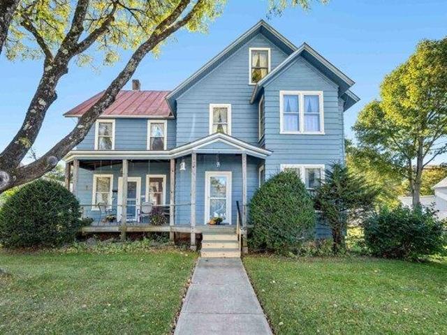 House for sale in Waterbury Village Historic District, Waterbury