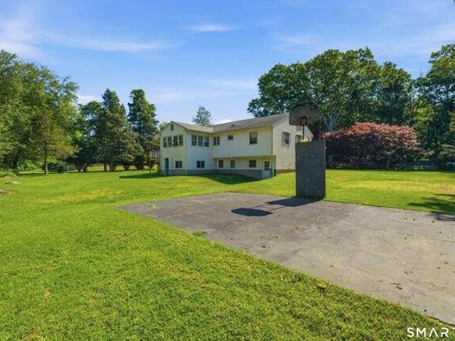 House for sale in Waterford, Connecticut