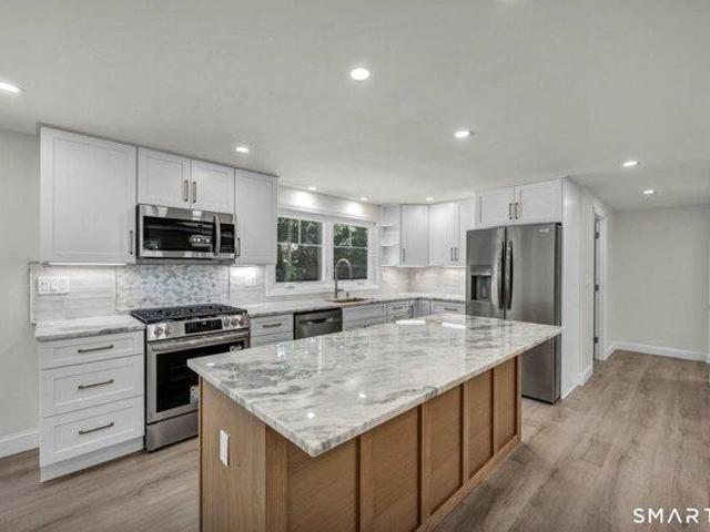 House for sale in Waterford, Connecticut