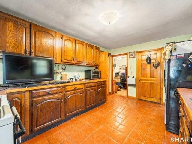 House for sale in Oakville, Connecticut