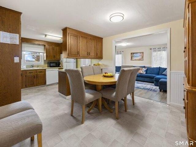 House for sale in Oakville, Watertown