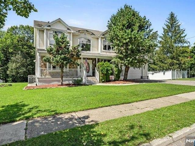 House for sale in Passaic, New Jersey