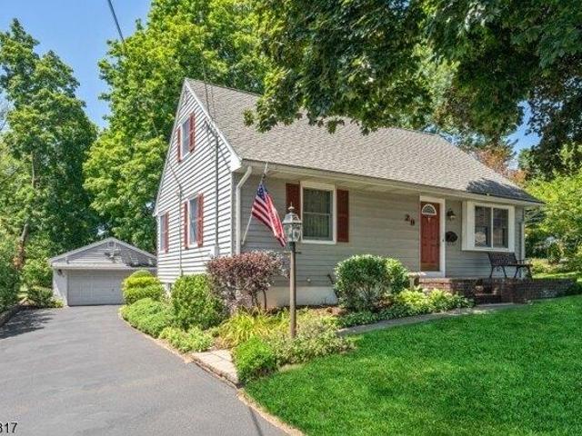 House for sale in Wayne, Passaic County