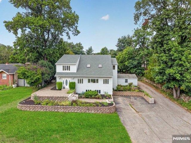 House for sale in Wayne, Passaic County