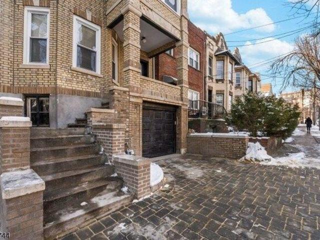 House for sale in Hudson, New Jersey