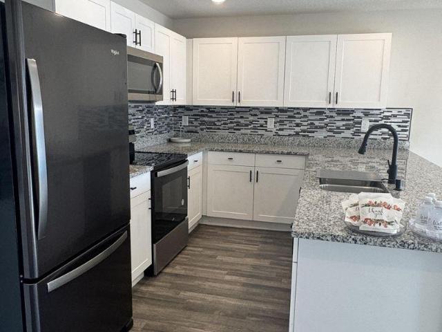 House for sale in Satsuma, Florida