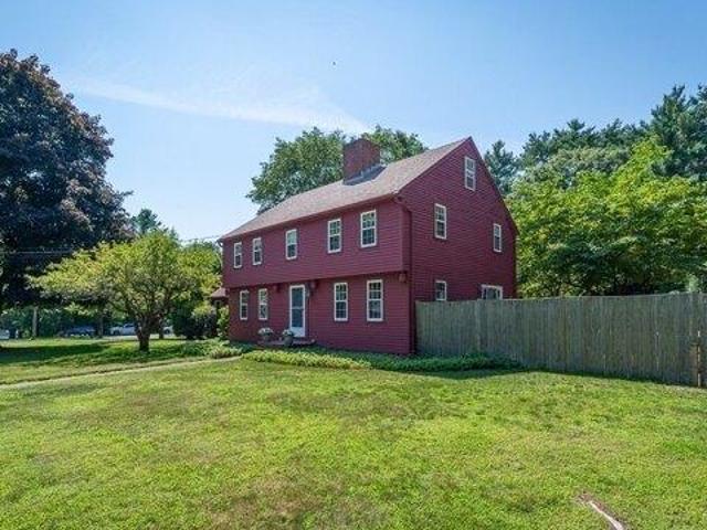 House for sale in Wenham, Massachusetts
