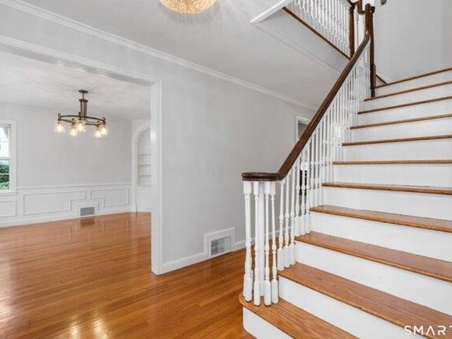 House for sale in Foote Corners, West Hartford