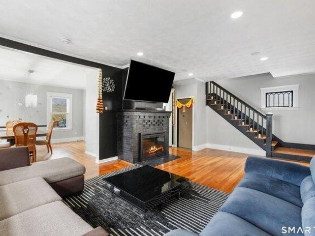 House for sale in Savin Rock, West Haven