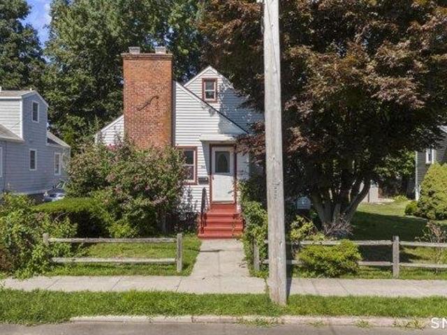 House for sale in West Shore, West Haven