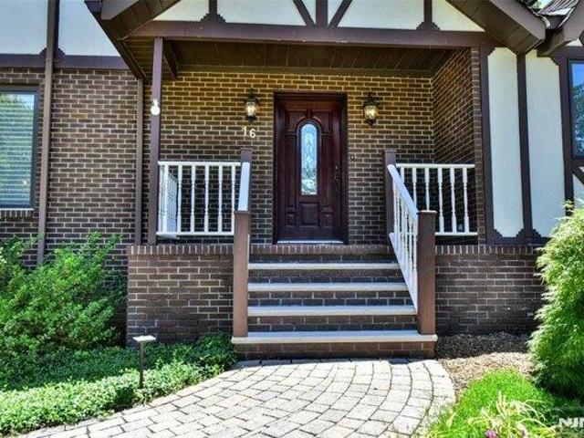 House for sale in Passaic, New Jersey