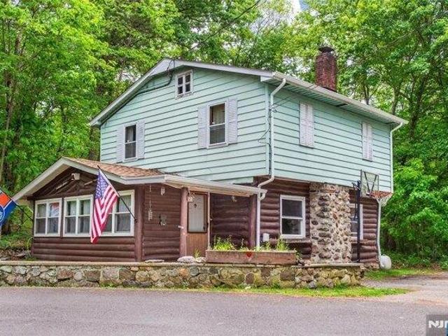 House for sale in Passaic, New Jersey