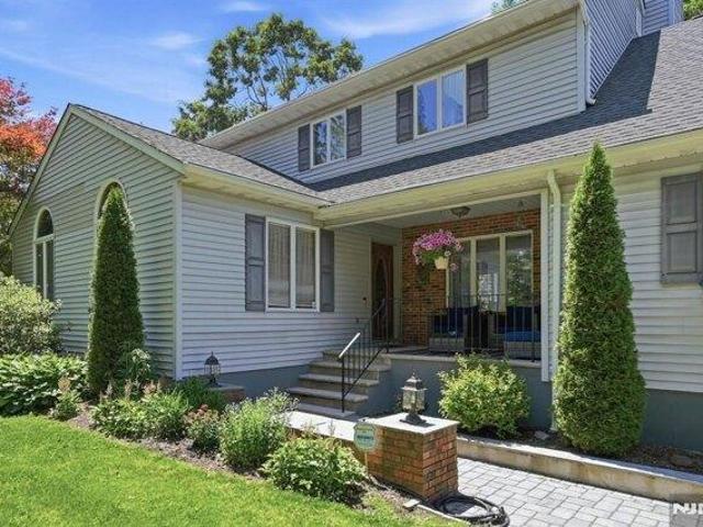 House for sale in Awosting, West Milford