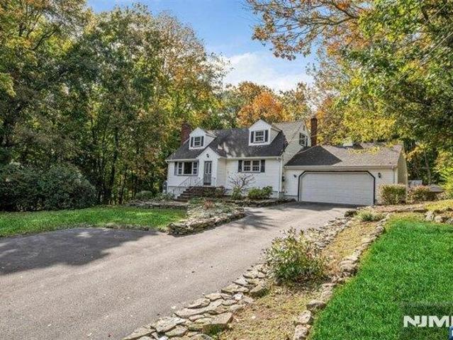 House for sale in Upper Macopin, West Milford