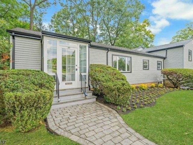 House for sale in Saint Cloud, West Orange
