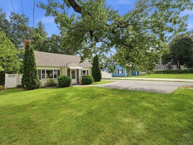 House for sale in Merrick, West Springfield