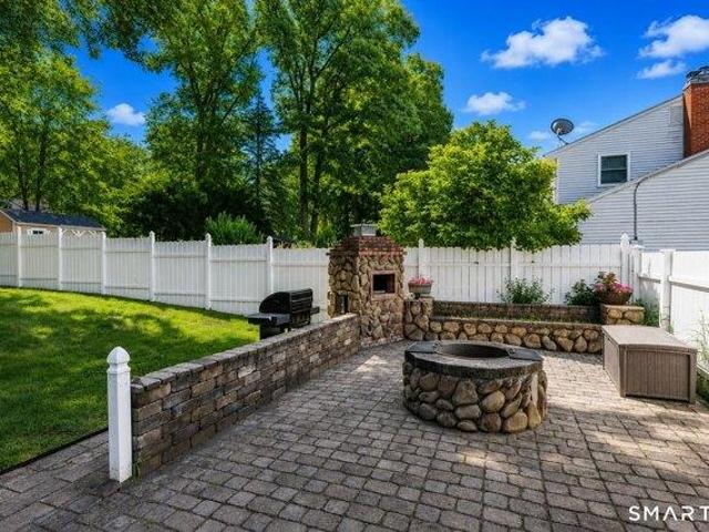 House for sale in Wethersfield, Connecticut