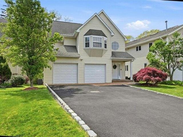 House for sale in Babylon, New York