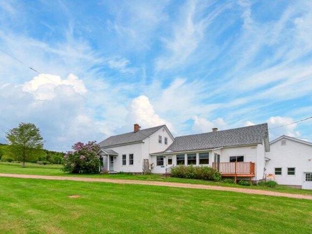 House for sale in Whitingham, Windham County