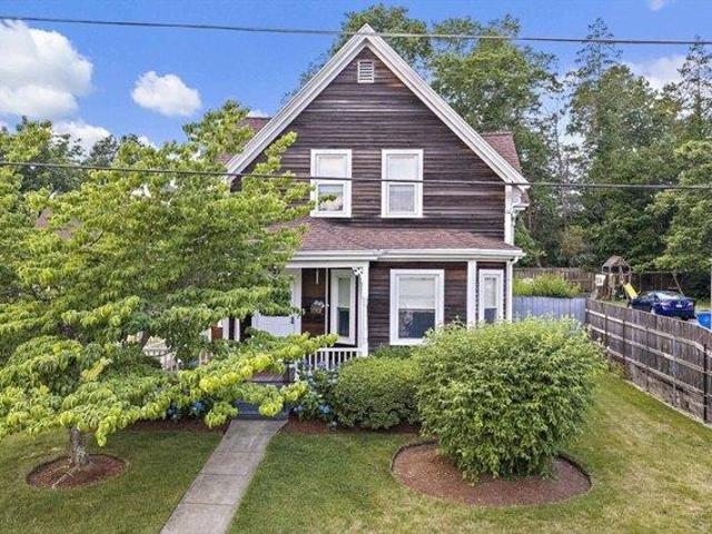 House for sale in Whitman, Massachusetts
