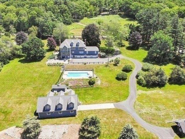 House for sale in Hampden, Massachusetts