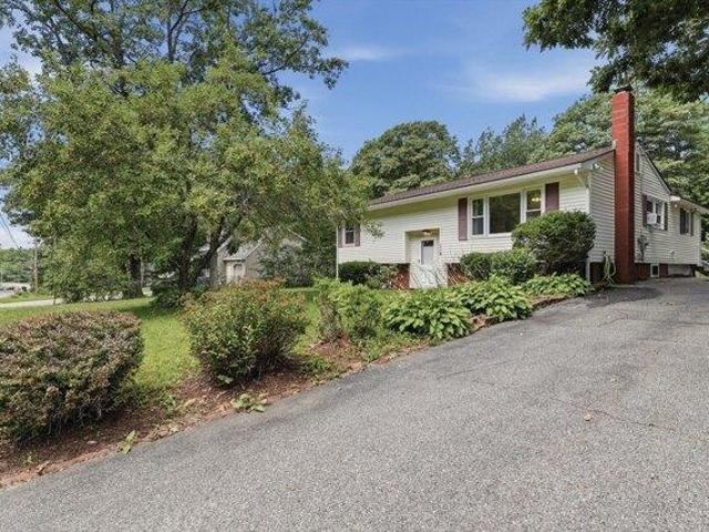 House for sale in Winchendon, Massachusetts