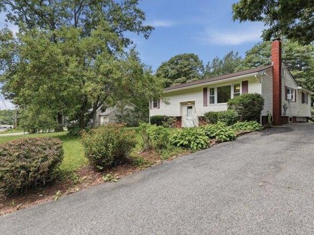 House for sale in Winchendon, Massachusetts