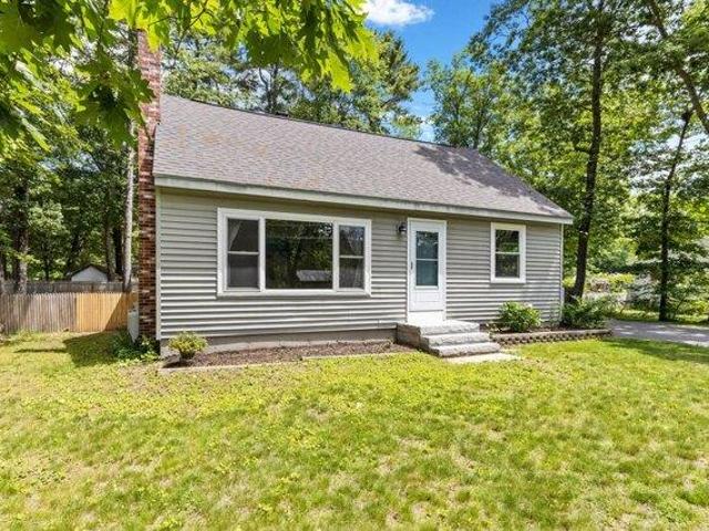 House for sale in Windham, Maine