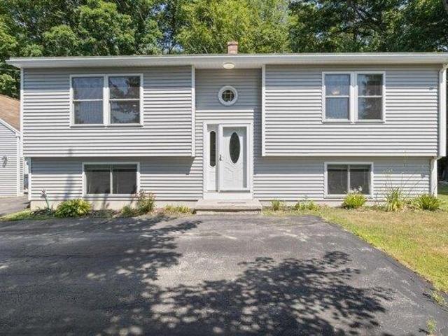 House for sale in Windham, Maine