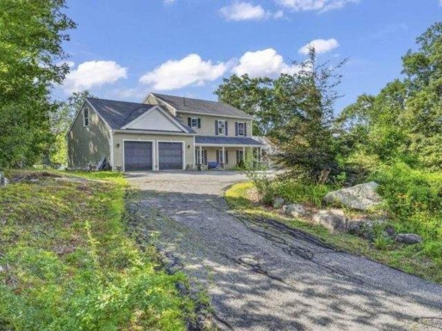 House for sale in Windham, Maine