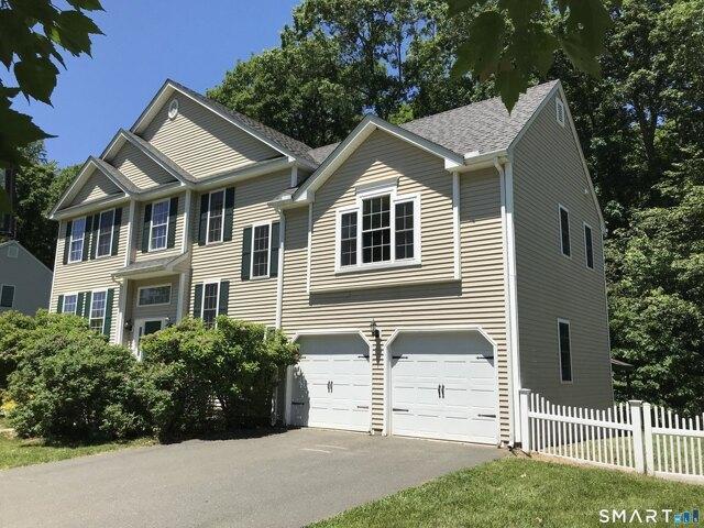 House for sale in Windsor Locks, Connecticut