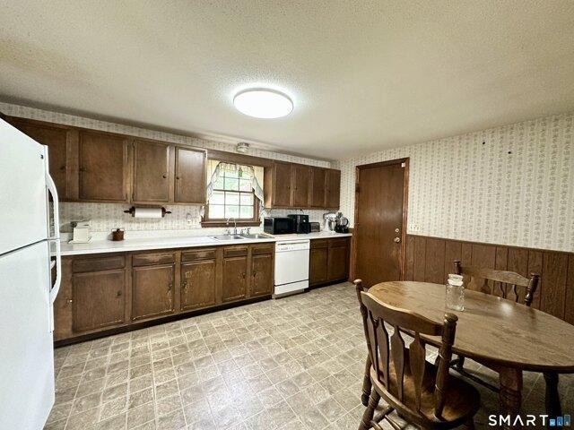House for sale in Windsor Locks, Connecticut