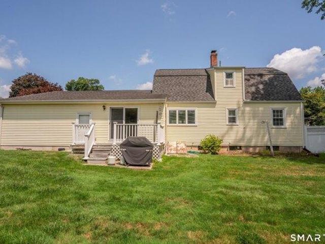 House for sale in Windsor Locks, Connecticut