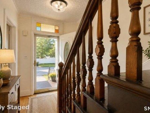 House for sale in Windsor Locks, Connecticut