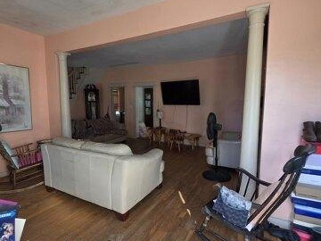 House for sale in Windsor Locks, Capitol Planning Region