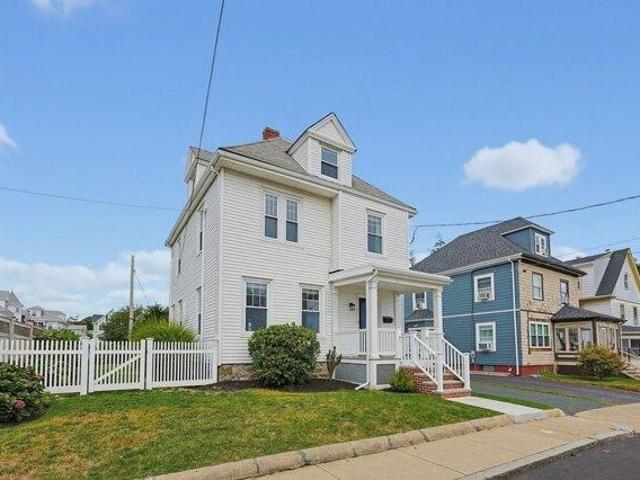 House for sale in Winthrop Beach, Winthrop