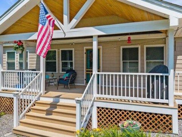 House for sale in Wiscasset, Maine