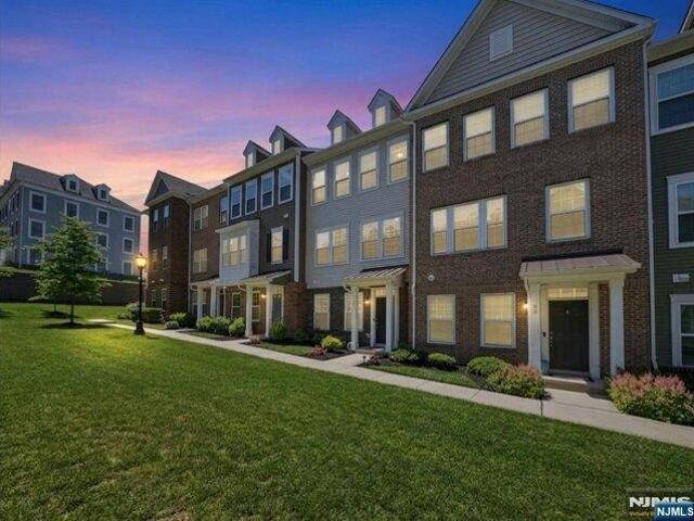 House for sale in Wood Ridge, New Jersey