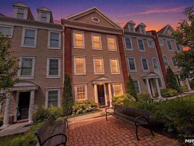 House for sale in Wood Ridge, New Jersey