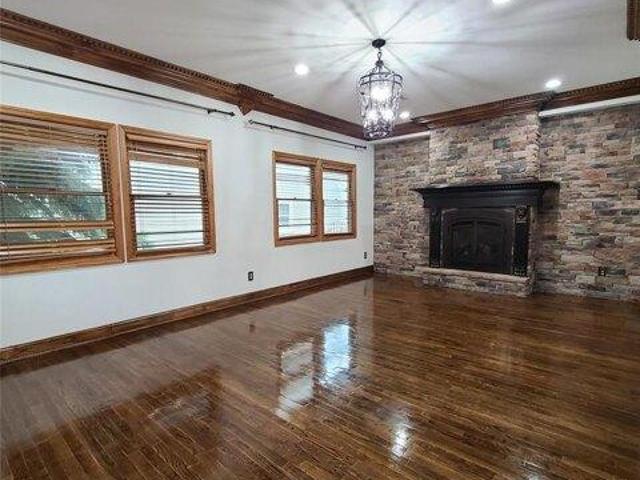 House for sale in Wood Ridge, New Jersey