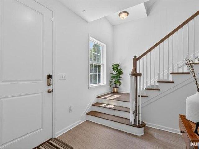 House for sale in Wood Ridge, New Jersey