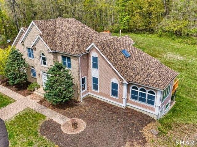 House for sale in Woodbridge, Connecticut