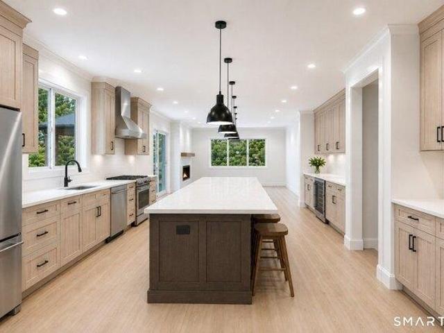 House for sale in Woodbridge, South Central Connecticut Planning Region