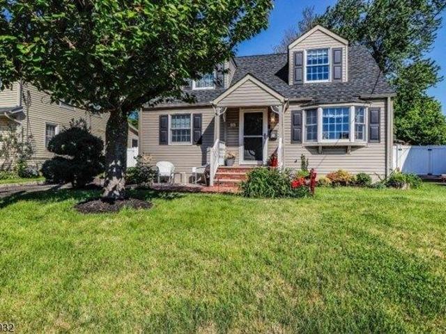 House for sale in Avenel, New Jersey