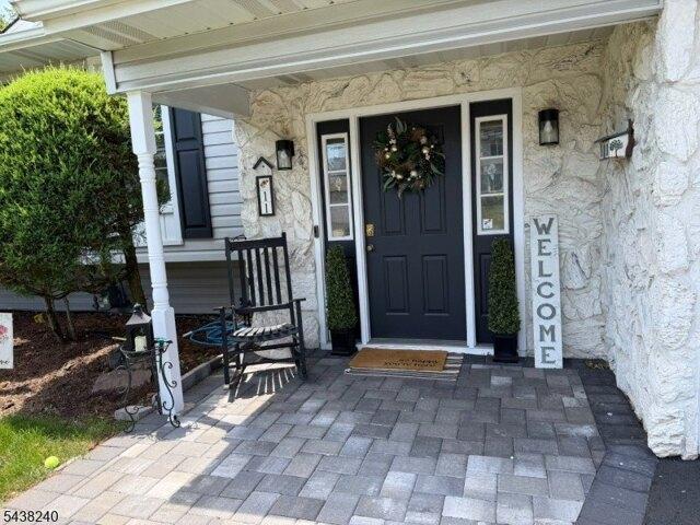 House for sale in Avenel, New Jersey