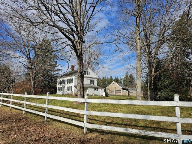 House for sale in Woodbury, Connecticut