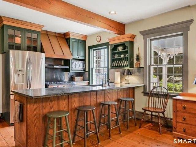 House for sale in Woodbury, Connecticut