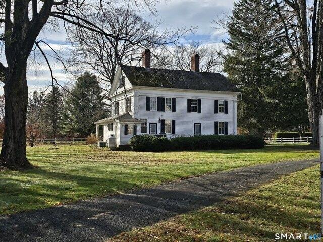 House for sale in Woodbury, Connecticut